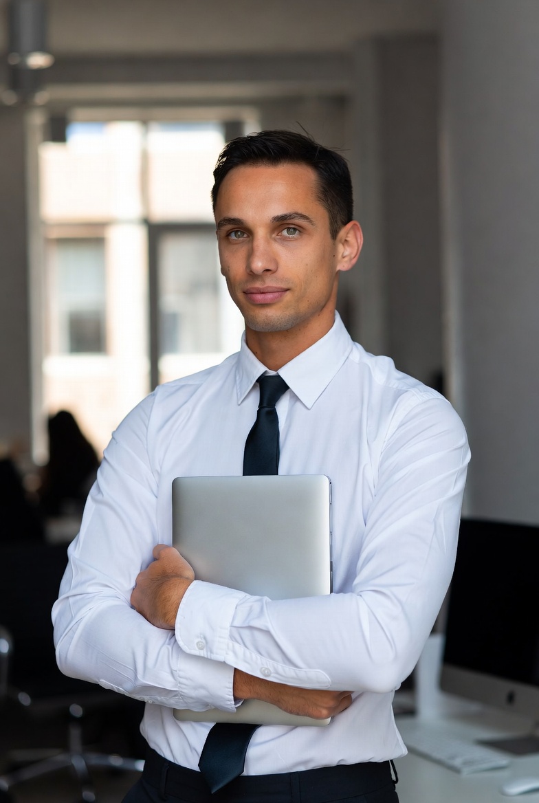 Oliver Bennett Fixed Income Adviser